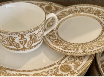 (B-23) SERVICE FOR 12 ROYAL WORCESTER 'HYDE PARK' CHINA- 12, 5 PIECE PLACE SETTINGS  XTRAS - GORGEOUS GOLD