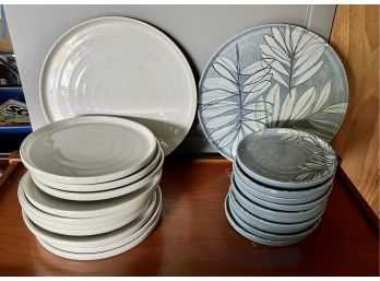 LOT OF 'CRATE & BARREL' MELAMINE DISHES - TWO SERVING PLATES & 20 DISHES