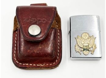 (LOT 127) VINTAGE 'ZIPPO' LIGHTER 1998 'GREAT SEAL OF THE UNITED STATES' W/ ZIPPO LEATHER BELT CASE-WORKS
