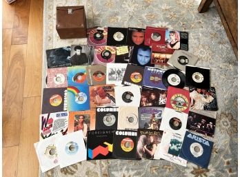 (LOT 111) LOT OF 41 CLASSIC ROCK AND SOUL 45RPM RECOCORDS WITH CARRYING CASE-ALL UNTESTED