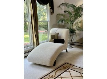 (MB) CUSTOM UPHOLSTERED WHITE / IVORY CHAISE LOUNGE - 70' LONG BY 30' WIDE BY 37' HIGH