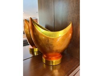 (D-9) DECORATIVE 'CRESCENT MOON' IRIDESCENT ORANGE, RED & GOLD LACQUERED VASE - 15' WIDE BY 15' HIGH