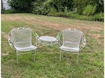VINTAGE RUSSELL WOODARD WHITE WROUGHT IRON TETE-A-TETE SEATING - TWO CHAIRS & TABLE - 75' WIDE BY 31' HIGH