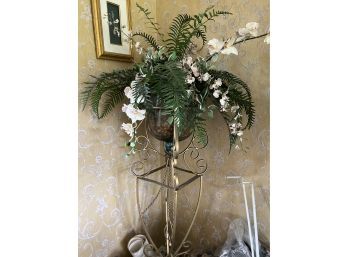 (DR) TALL GOLD IRON PLANT STAND WITH GLASS INSERT VASE - APPROX 50'