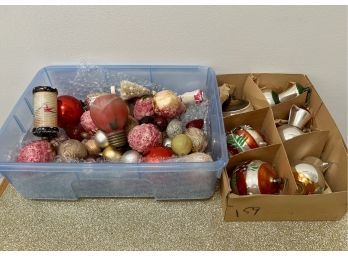 (CH-6) BOX OF ASSORTED VINTAGE GLASS CHRISTMAS ORNAMENTS & SET OF SIX ANTIQUE TEAPOT ORNAMENTS - 3'-4'