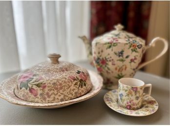 (DR-26) LOT OF THREE VINTAGE ENGLISH CHINTZ PIECES - TEAPOT, COVERED BOWL & CUP/SAUCER - 3'-12'