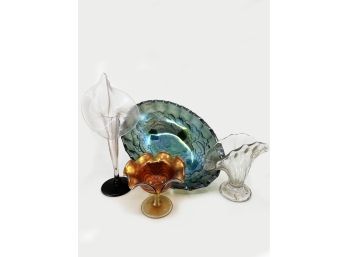 (A-95) FOUR PIECES OF ANTIQUE GLASS - JACK IN THE PULPIT VASE, FAN VASE, CARNIVAL GLASS BOWL & PLATE - 6-12'