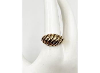 (J-49) 14KT GOLD RING-SIZE 7-NOT MARKED BUT TESTED-1.86 DWT