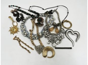 (J-15) LOT OF APPROX. 15 PIECES OF COSTUME JEWELRY-EARRINGS, NECKLACE, PINS