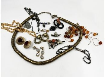 (J-14) LOT OF APPROX. 15 PIECES OF COSTUME JEWELRY-BRACELET, NECKLACE, PINS