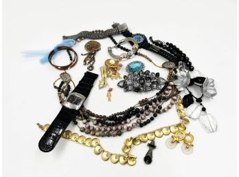 (J-10) LOT OF APPROX.15 PIECES OF COSTUME JEWELRY-NECLKLACE, PIN AND EARRINGS