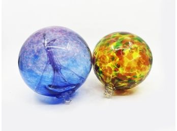 (A-107) TWO HANDBLOWN ART GLASS 'WITCHES BALLS' HANGING GLASS ORBS - 5' & 6'