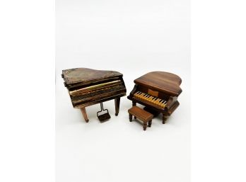 (A-91) TWO VINTAGE PIANO MUSIC BOXES - BOTH NEED TLC