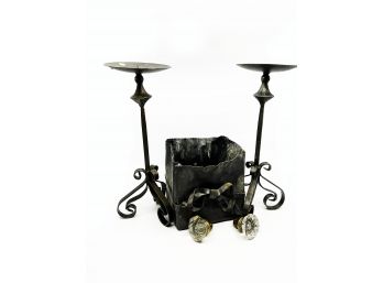 (A-110) PAIR OF VINTAGE IRON CANDLE STICK, METAL PLANTER & TWO VINTAGE BRASS & GLASS DOORKNOBS