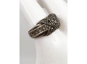 (J-12) VINTAGE MARCASITE STERLING SILVER LADIES RING-SIZE 7 1/2-WEIGHT 6.0 DWT