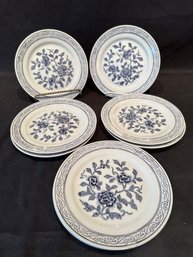 Set Of 8 HORCHOW Collection Japanese Blue & White Floral  Plates