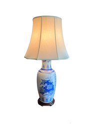 Chinese Blue & White Vase Lamp