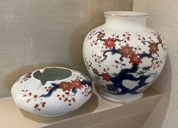 Fine Japanese Porcelain Vase & Matching Ashtray