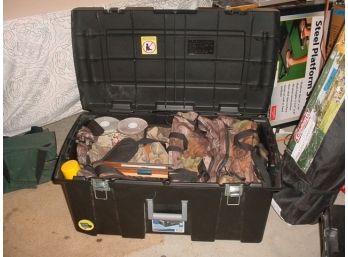 Hunting Clothes In Large Tub  (204)