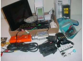 Adapters, Cables, Sony Dictation, Digital Picture Frame, Ford Cod Reader  (257)