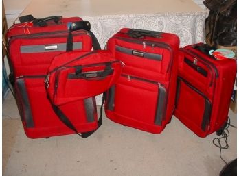 Sonoma 4 Piece Luggage Set  (18)