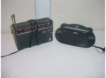 Timex Clock Radio, AM/FM Radio  (253)