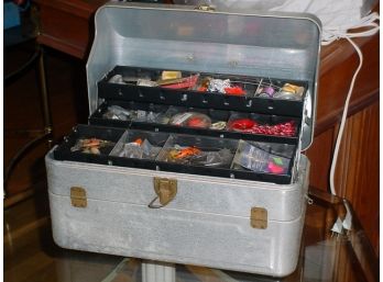'My Buddy' Tackle Box With Contents  (110)