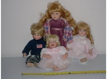 4 Dolls (3)