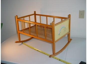 Doll's Rocking Crib, 22'x 18'  (156)