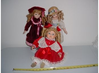 3 Dolls: 15' The Brass Key, No ID On The Others  (1)