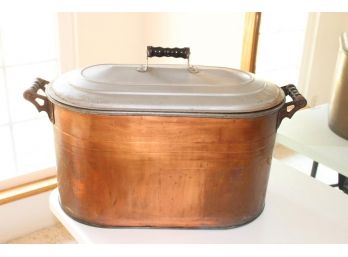 Burnished Copper Oval Washtub With Lid      (70)