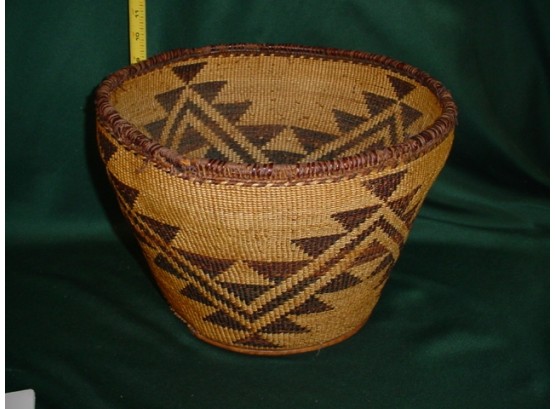 Large Woven Pit River Basket (1001)