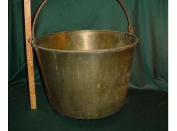 Large Brass Bucket With Handle  (1152)