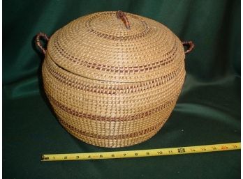 Woven Basket (1130)