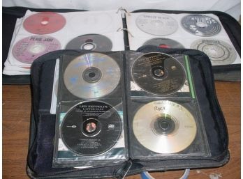2 Carrying Cases With 169 CDs  (226)