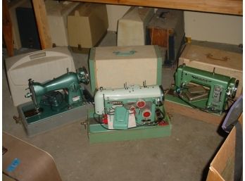 3 Sewing Machines In Cases (205)