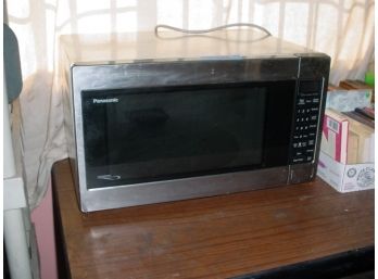 Panasonic Microwave Oven (working)  (23)