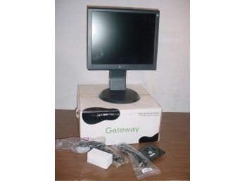 Gateway Monitor, New In Box  (200)