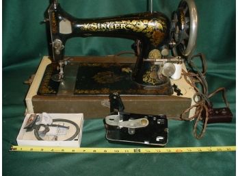 Portable Singer Electrified Sewing Machine In Case  (6)
