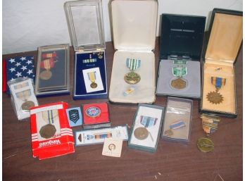 Military Medals, Awards & Flag   (205)