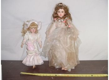 2 Dolls, 24' & 18'   (257)