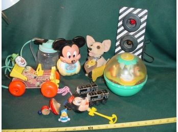 Toy Lot: Disney, Fisher Price & Humidifier, Working Stoplight  (81)