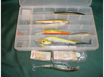 Fishing Lures In Case & 2 Pres. Carter Peanut Lures (163)
