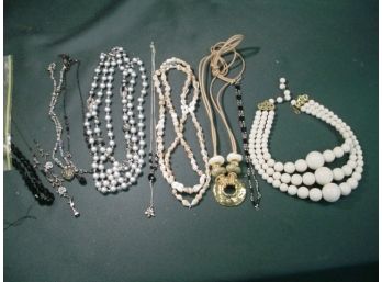 9 Necklaces & Beads  (78)