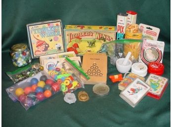 Old Tiddledy Winks Games & More Games, Marbles, Cards, Yo Yos    (63)