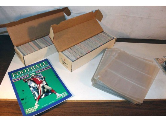 2 Boxes 1990 NFL Pro Set Collection  (321)