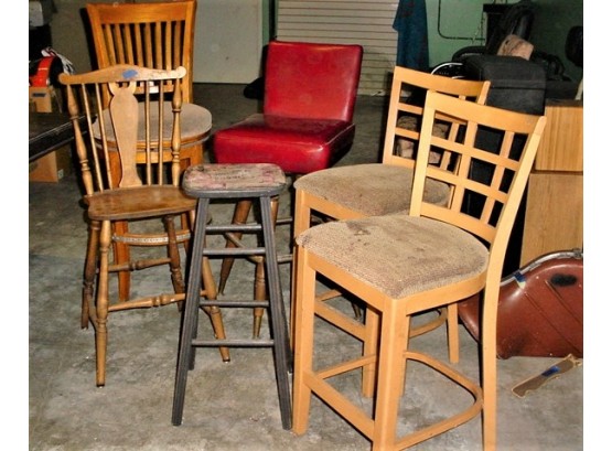2 Swivel Bar Stools, Bar Stool, Youth Chair, Stool    (196)