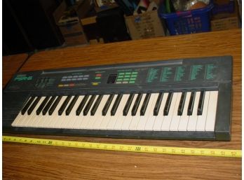 34' Yamaha Keyboard, AC/DC, PSR-6  (60)