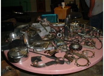Assorted Harley Davidson Motorcycle Parts   (121)