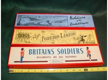 3 Boxes Toy Soilders With Moveable Arms, Britain,London, Eng    (168)
